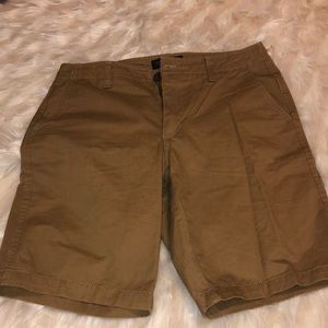 relaxed fit chino shorts